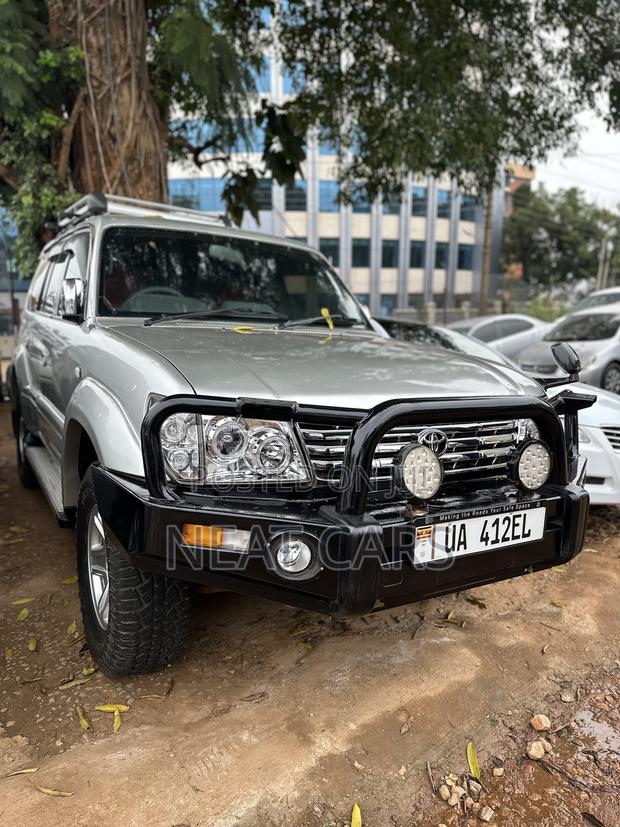Toyota Land Cruiser Prado 1999 Silver