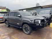 Toyota Hilux 2018 Gray for sale