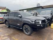 Toyota Hilux 2018 Gray for sale