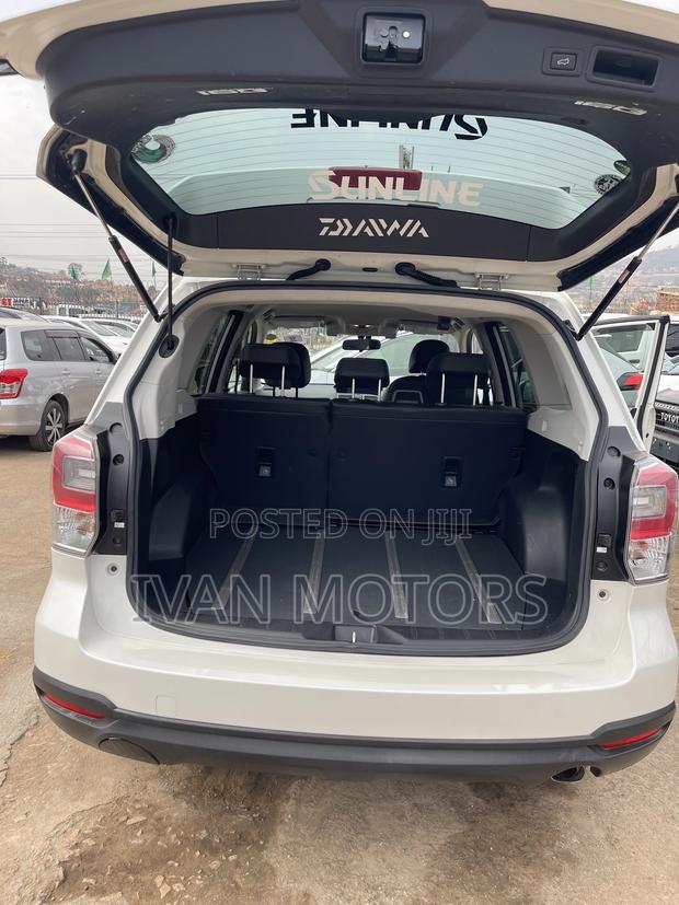 Subaru Forester 2018 White