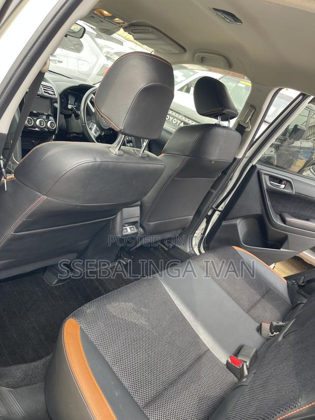 Subaru Forester 2018 White