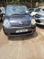 Toyota Sienta 2010 Black for sale