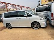 Toyota Noah 2012 Silver for sale