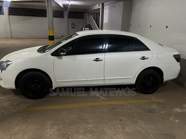 Toyota Premio 1.8 AWD 2009 White