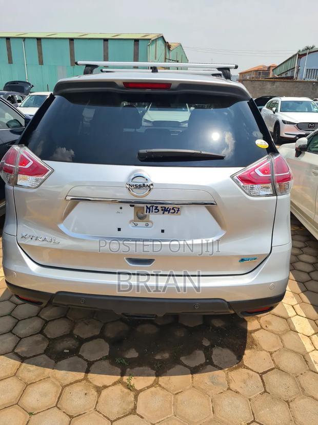 Nissan X-Trail 2017 Silver
