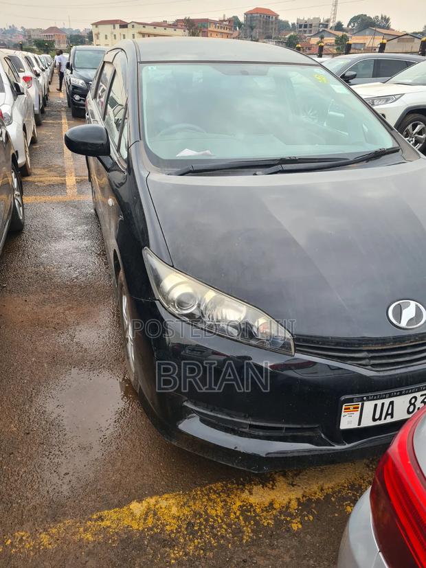 Toyota Wish 2012 Black