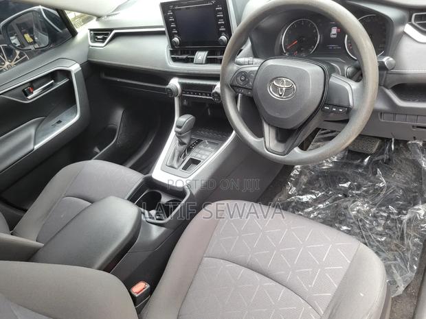 Toyota RAV4 Limited FWD 2020 Silver
