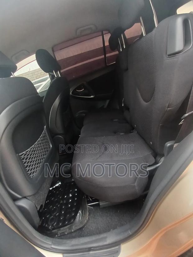 Toyota RAV4 2009 White