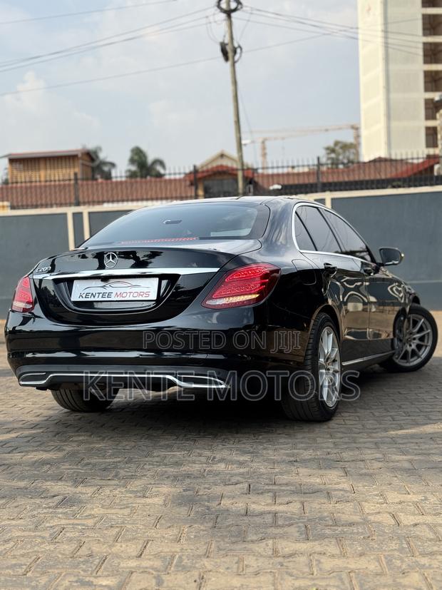 Mercedes-Benz C200 2018 Black