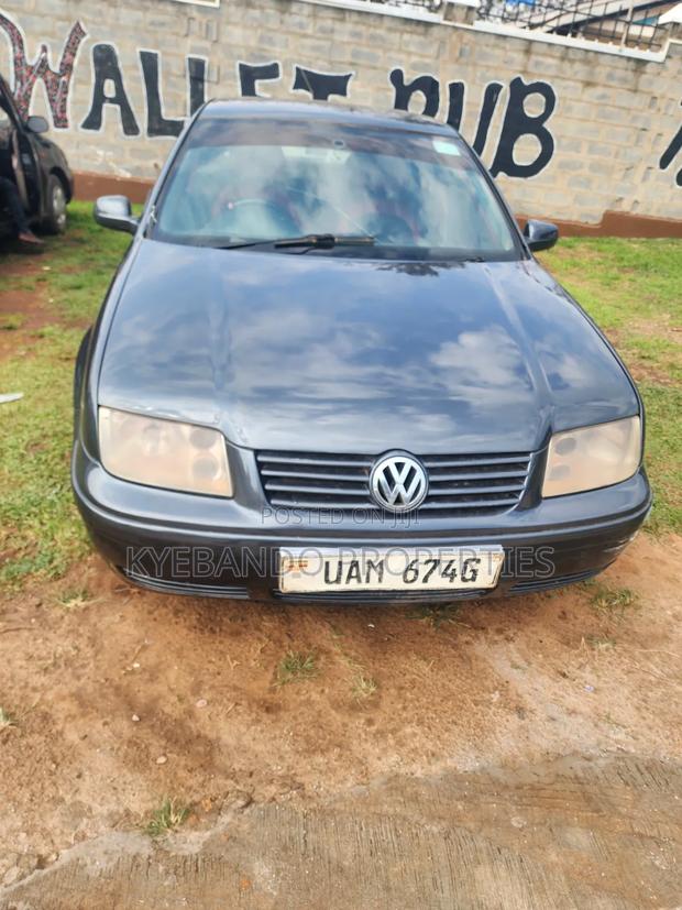 Volkswagen Bora 1999 Black