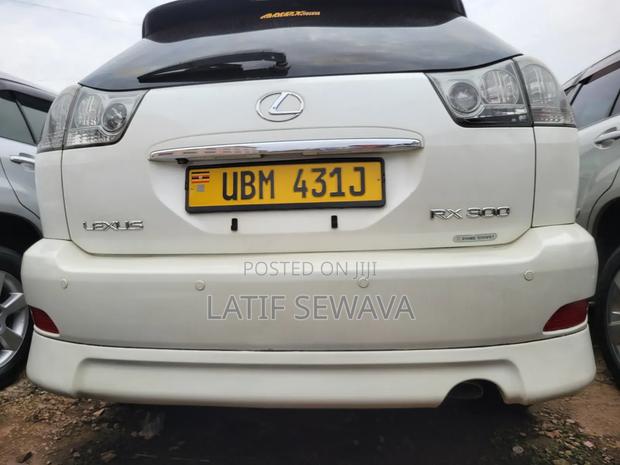Toyota Harrier 3.0 V6 2005 White