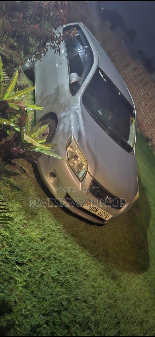 Toyota Corolla Fielder 2010 Silver