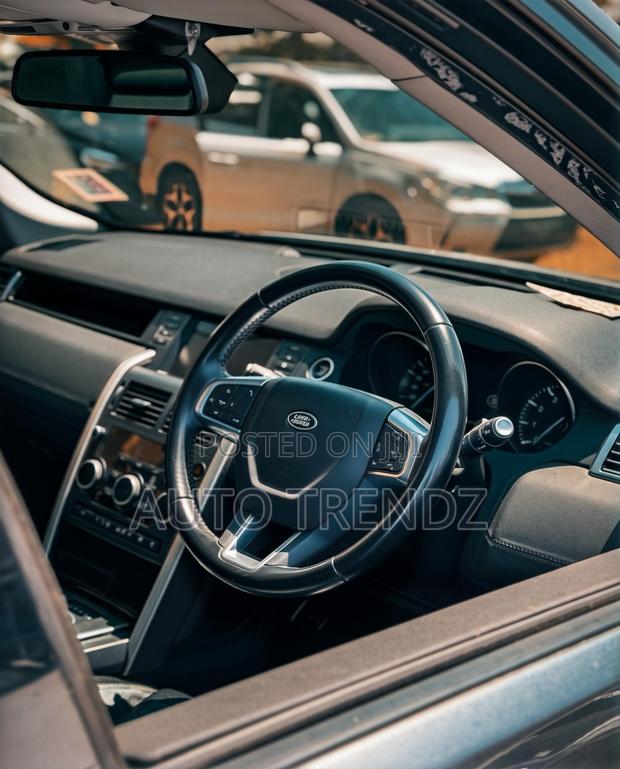 Land Rover Discovery Sport SE 2015 Gray