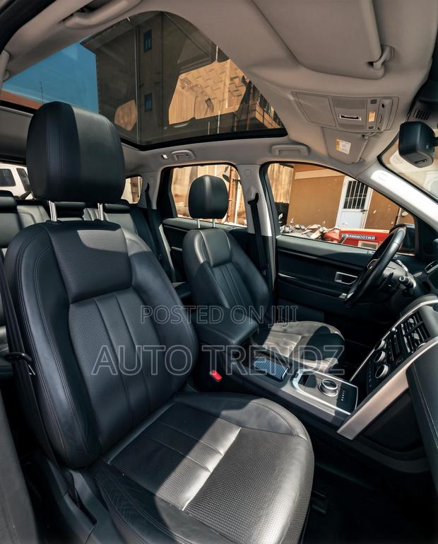 Land Rover Discovery Sport SE 2015 Gray