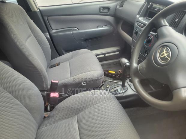 Toyota Probox 1.5 DX 4WD 2006 White
