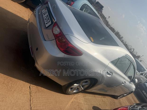 Toyota Mark X 2.5 AWD 2011 Silver