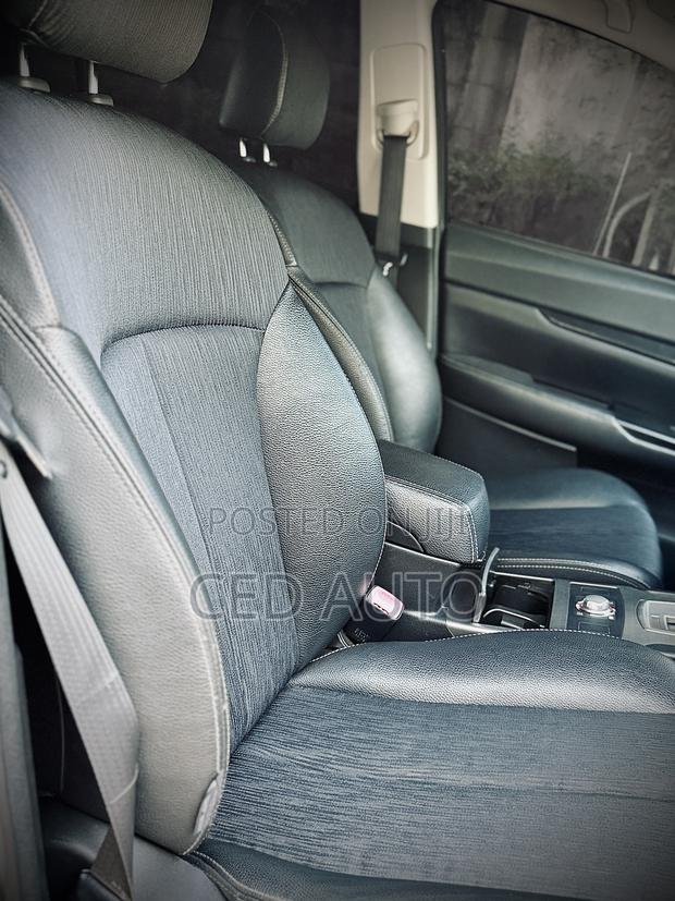 Subaru Legacy 2011 Black