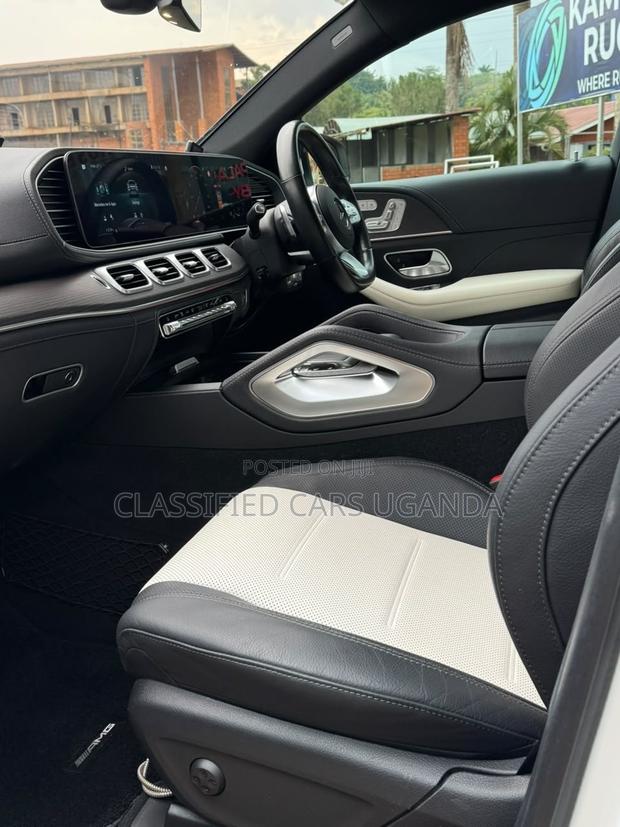 Mercedes-Benz GLE-Class GLE 400d 4MATIC 2020 White