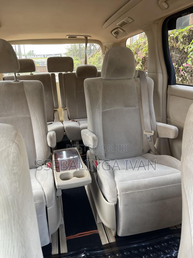 Toyota Alphard 2010 White