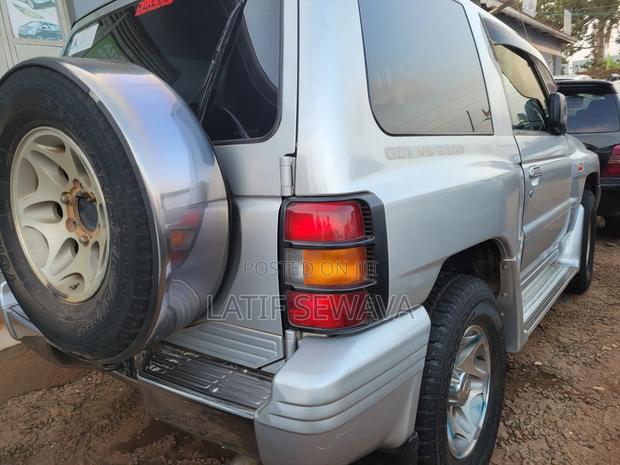 Mitsubishi Pajero Junior 1998 Silver