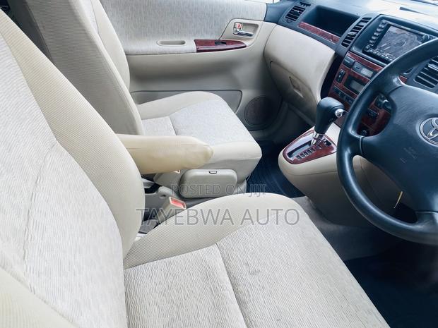 Toyota Corolla Spacio 2005