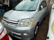 Toyota Noah 2007 Silver for sale