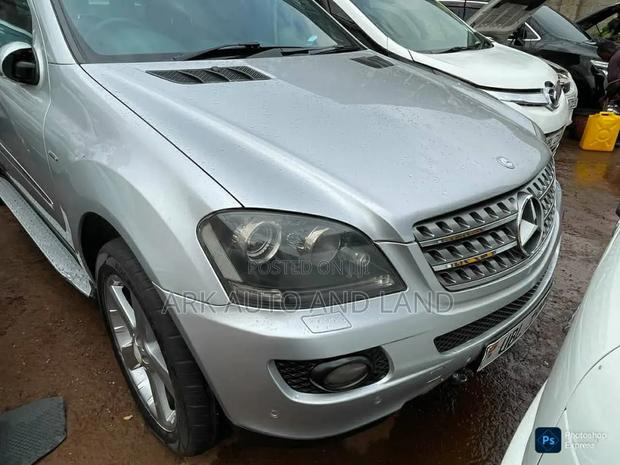 Mercedes-Benz M Class 2006 Silver