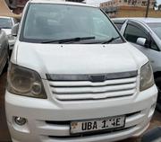 Toyota Noah 2002 White for sale