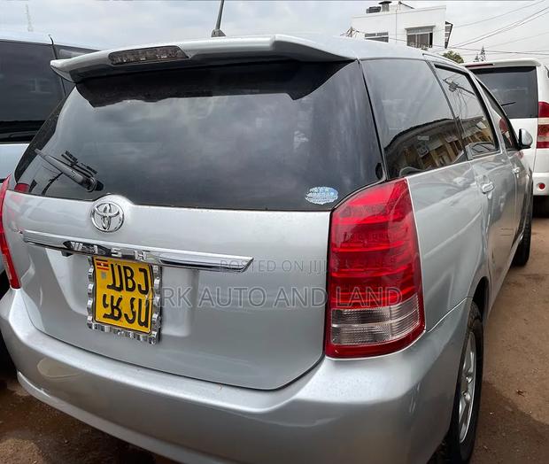 Toyota Wish 2008 Silver