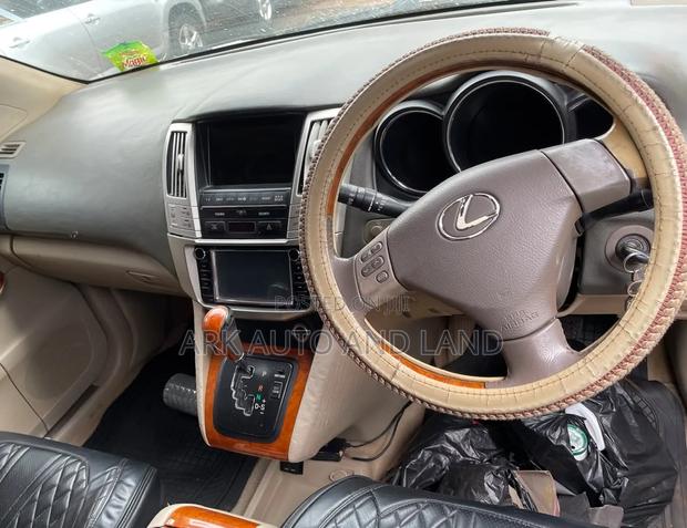 Toyota Harrier 2006 White