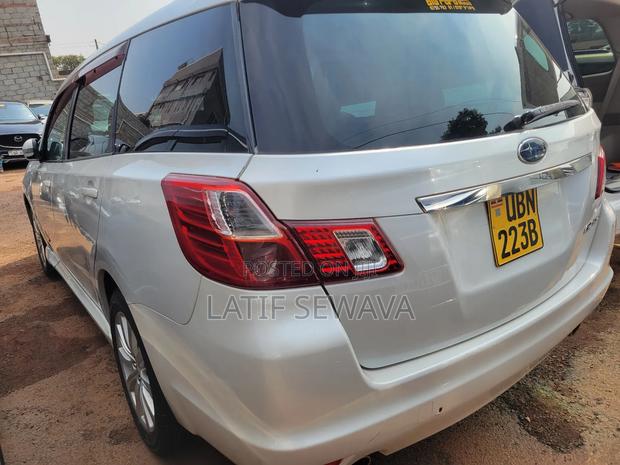 Subaru Exiga 2010 White