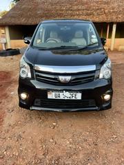 Toyota Noah 2012 Black for sale