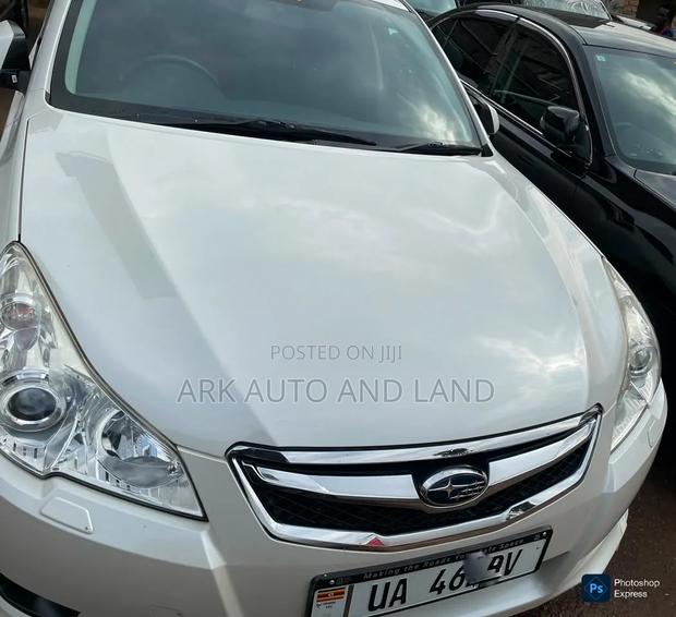 Subaru Legacy 2011 White