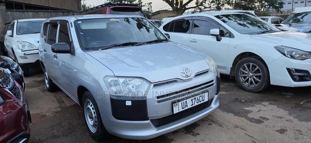 Toyota Probox 2017 Silver