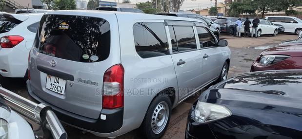 Toyota Probox 2017 Silver