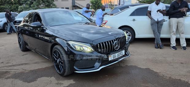 Mercedes-Benz C200 2016 Black