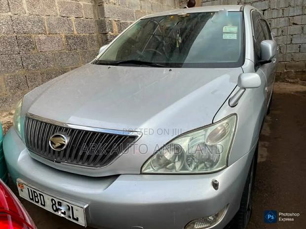 Toyota Harrier 2006 Silver