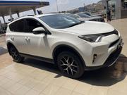 Toyota RAV4 2018 White for sale