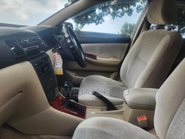Toyota Corolla RunX 2007 Gold