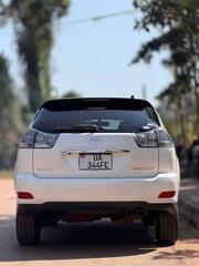 Toyota Harrier 2011 White for sale