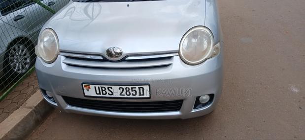 Toyota Sienta 2008 Silver