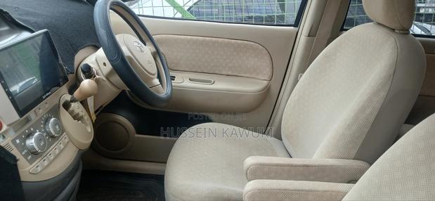 Toyota Sienta 2008 Silver