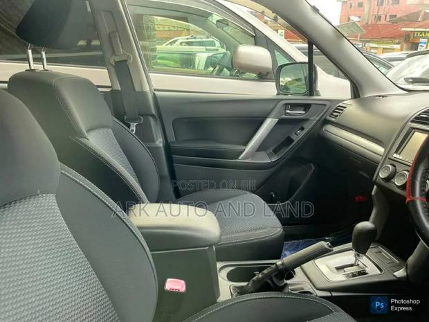 Subaru Forester 2015 Gray