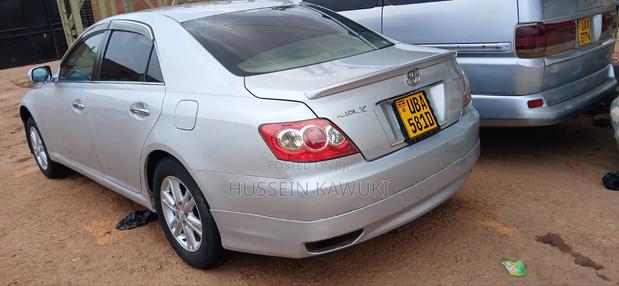 Toyota Mark X 2009 Silver