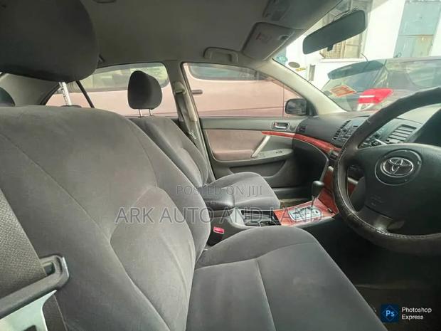 Toyota Premio 2007 White