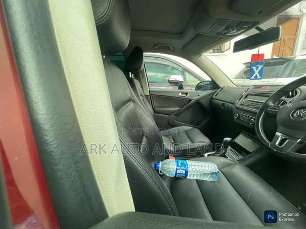 Volkswagen Tiguan 2007 Red