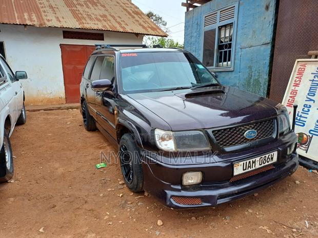 Subaru Forester 2000 Blue