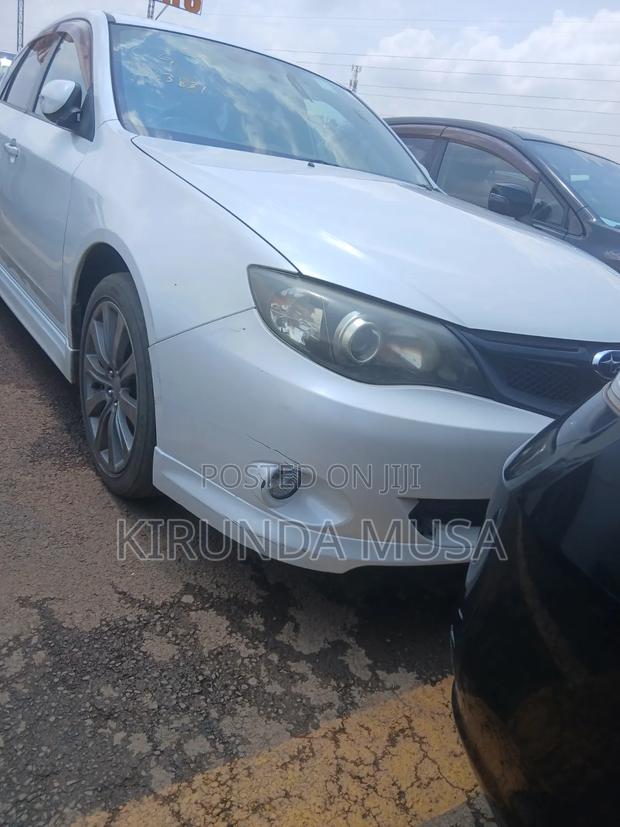 Subaru Legacy 2012 White