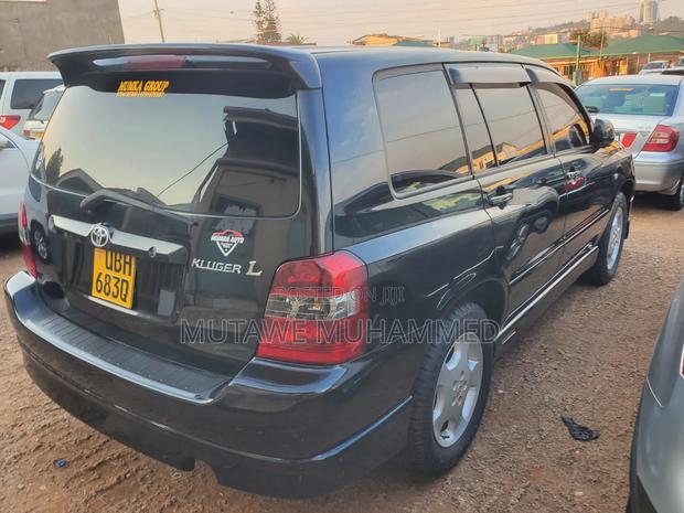 Toyota Kluger 2009 Black