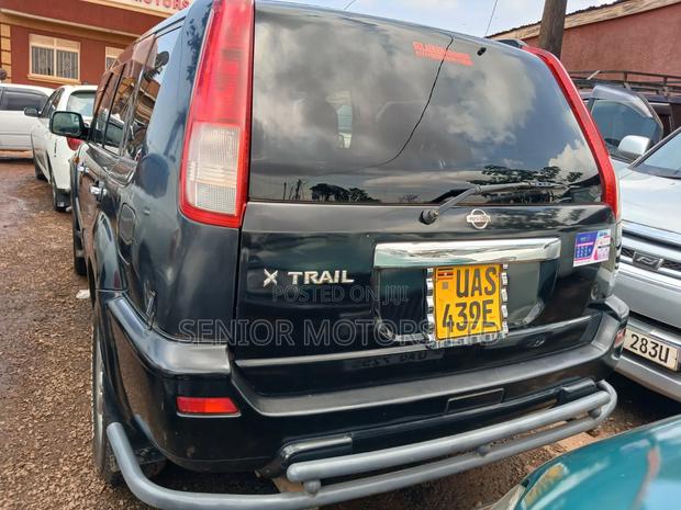 Nissan X-Trail 2004 Black
